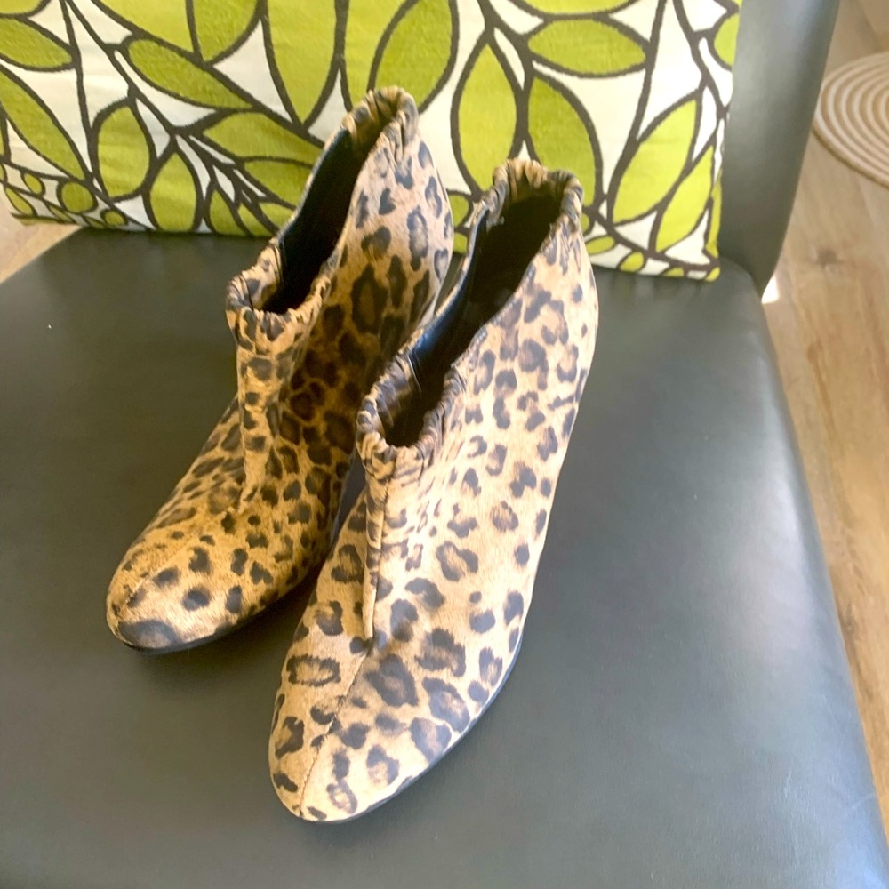 Sam & Libby booties